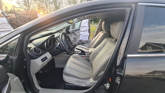 Mazda CX-7 5 of 5