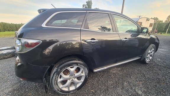 Mazda CX-7 3 of 5