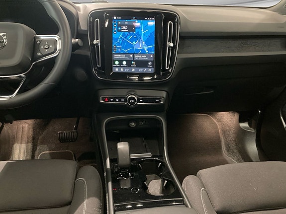 Volvo C40 13 of 16