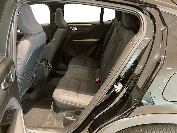 Volvo C40 7 of 16
