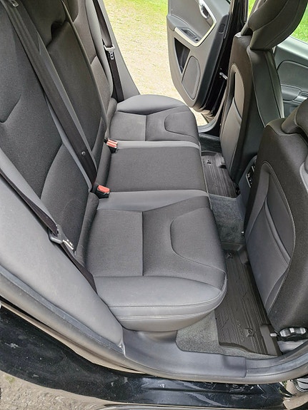 Volvo V60 5 of 5