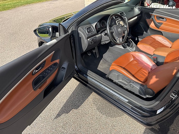 Volkswagen Eos 4 of 5
