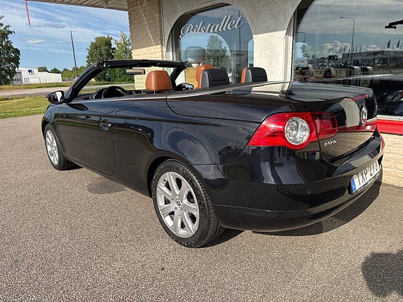 Volkswagen Eos 3 of 5