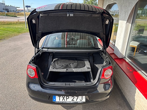 Volkswagen Eos 16 of 21