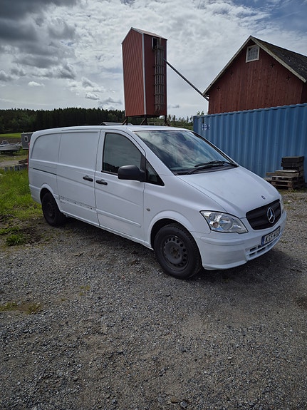 Mercedes-Benz Vito 110 4 of 5