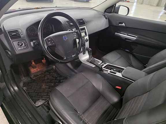 Volvo C30 3 of 5