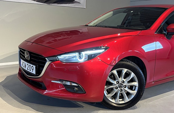 Mazda 3 2 of 5