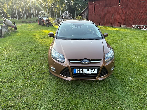Ford Focus 3 of 5