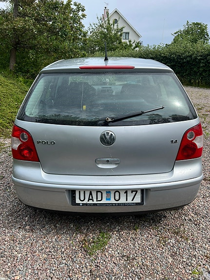 Volkswagen Polo 3 of 5
