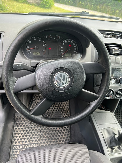 Volkswagen Polo 5 of 5