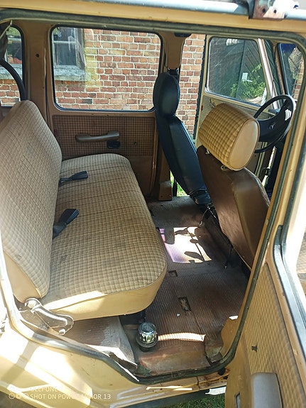 Mercedes-Benz GD300 8 of 9