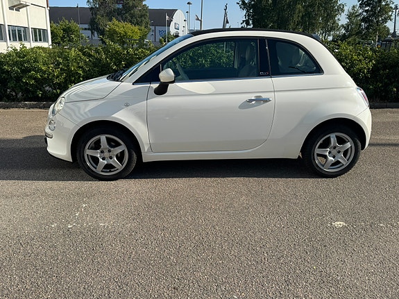 Fiat 500C 2 of 5