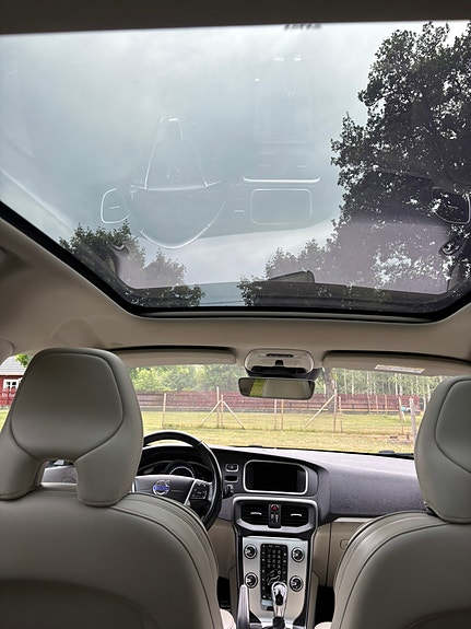 Volvo V40 Cross Country 7 of 7