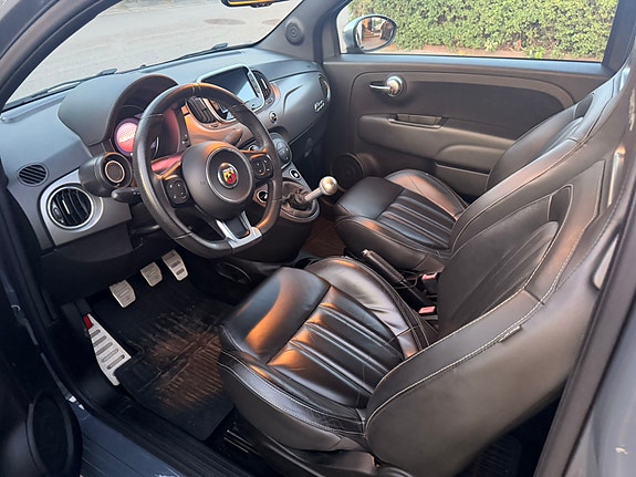 Abarth 595C 3 of 5