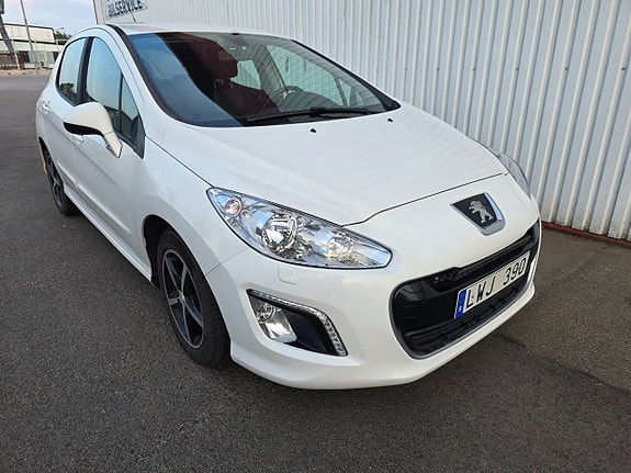 Peugeot 308 5 of 5