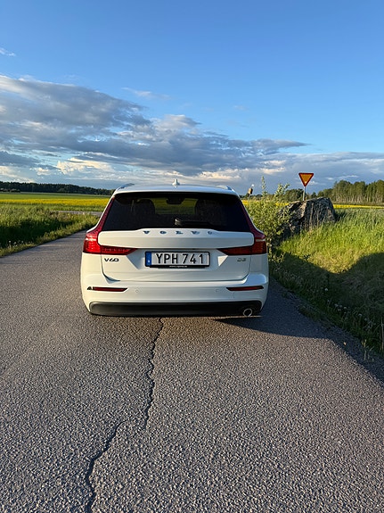 Volvo V60 5 of 5