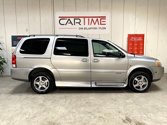 Chevrolet Uplander 4 of 5