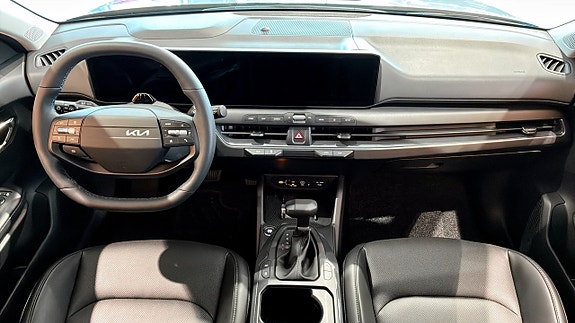 Kia K4 4 of 22