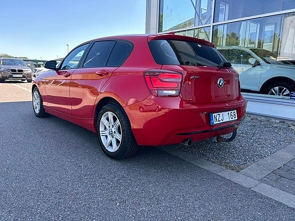 BMW 118d 7 of 15
