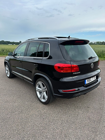 Volkswagen Tiguan 4 of 13