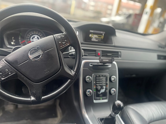 Volvo V70 21 of 27