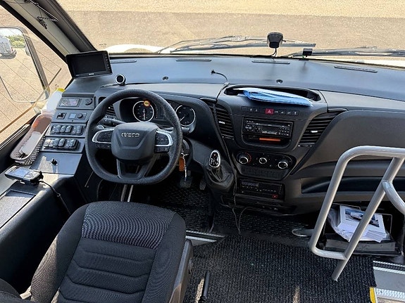 Iveco MMI Thesi Buss 31 7 of 9