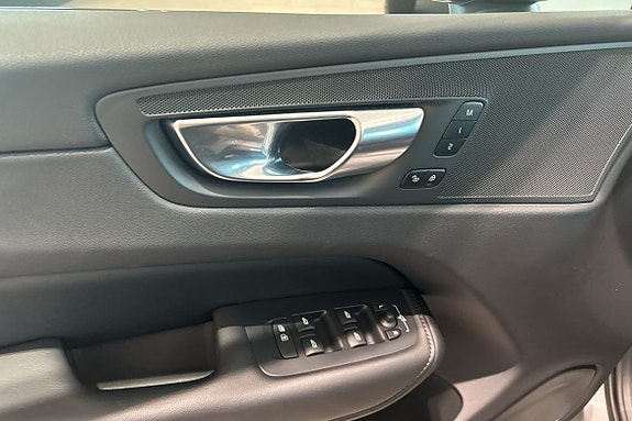 Volvo XC60 22 of 30