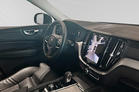 Volvo XC60 10 of 30