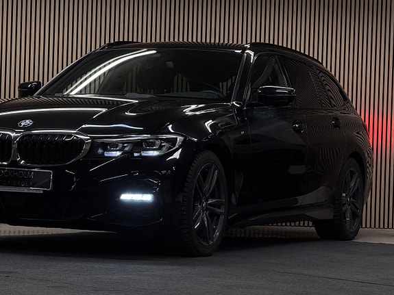 BMW 320d 2 of 5