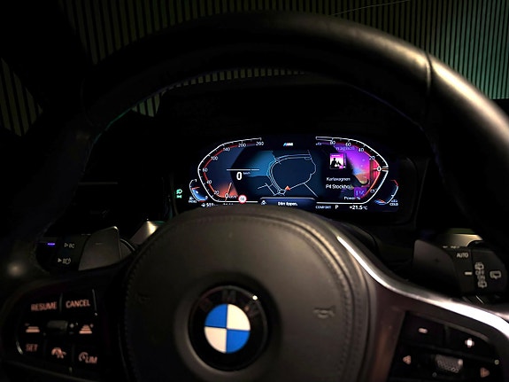 BMW 320d 27 of 30