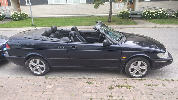 Saab 900 10 of 13