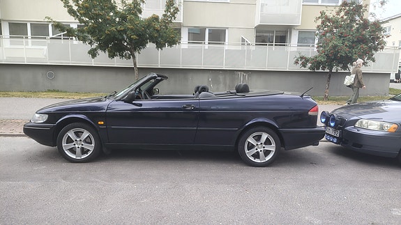 Saab 900 9 of 13
