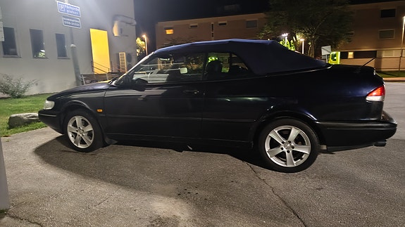 Saab 900 11 of 12