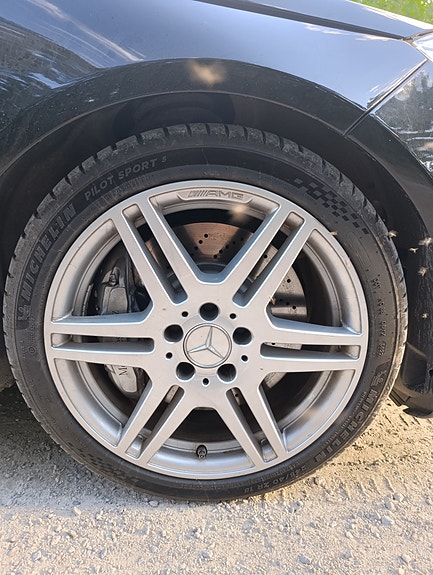 Mercedes-Benz E350 13 of 27