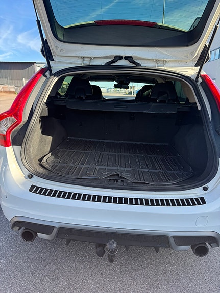 Volvo V60 5 of 5
