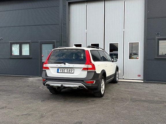 Volvo XC70 6 of 9