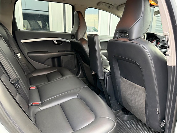 Volvo XC70 9 of 9
