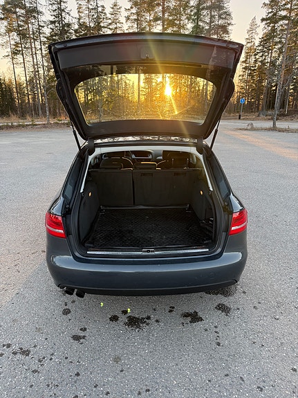 Audi A4 5 of 5