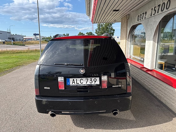 Cadillac SRX 4 of 19