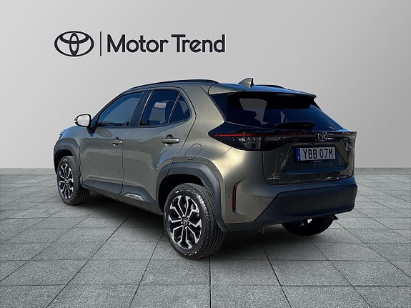 Toyota Yaris Cross 2 of 15