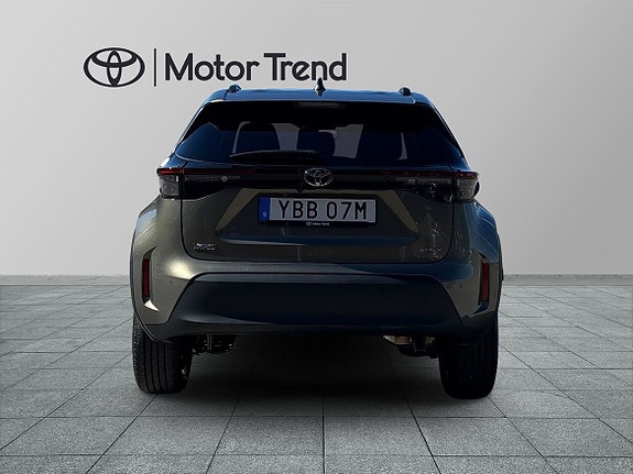 Toyota Yaris Cross 4 of 15
