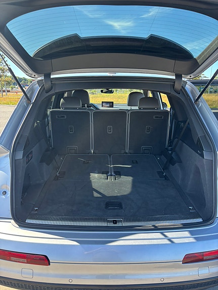 Audi Q7 14 of 17