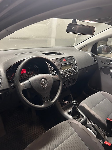 Volkswagen Golf Plus 9 of 15