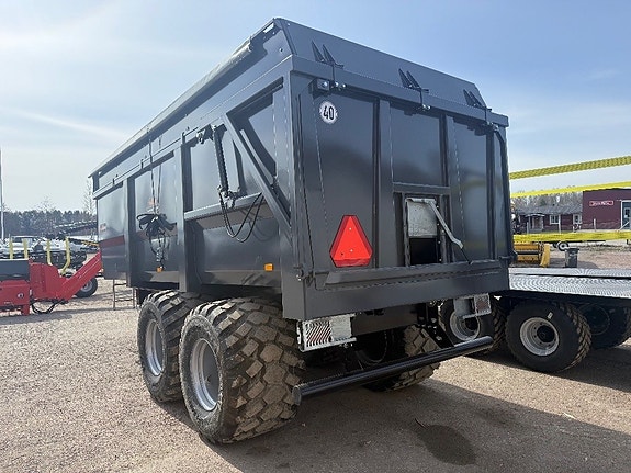 Palmse Trailer D 1620 Volym 24,5 kubik! omg.lev 3 of 4