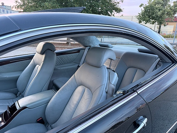 Mercedes-Benz CL500 6 of 10