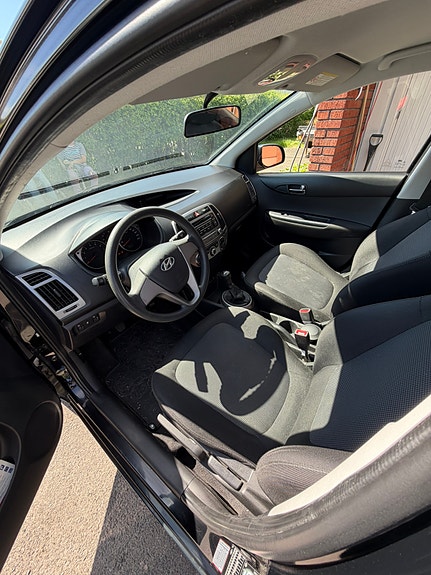 Hyundai i20 5 of 6