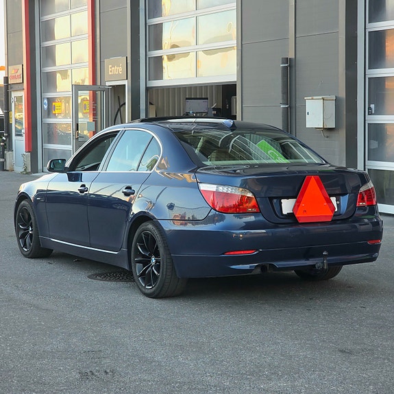 BMW 525i 13 of 16