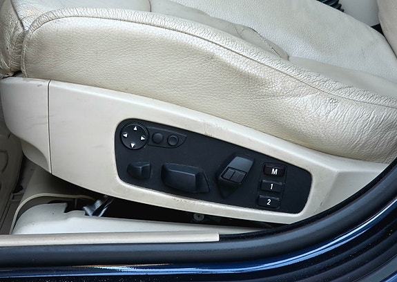 BMW 525i 8 of 16
