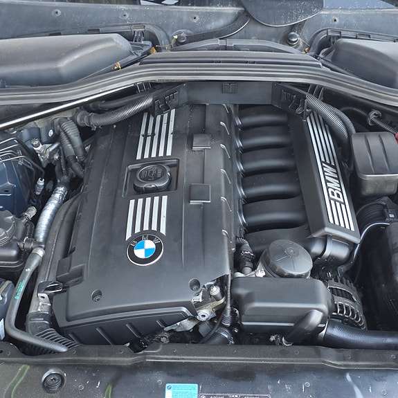 BMW 525i 15 of 16