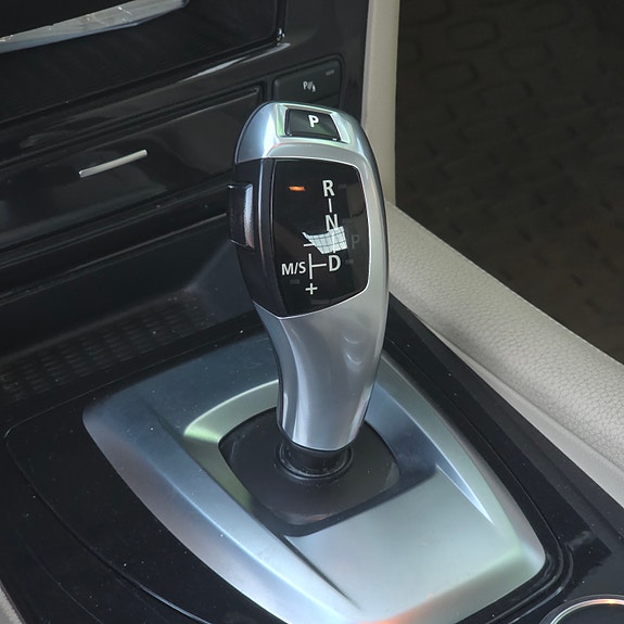 BMW 525i 6 of 16